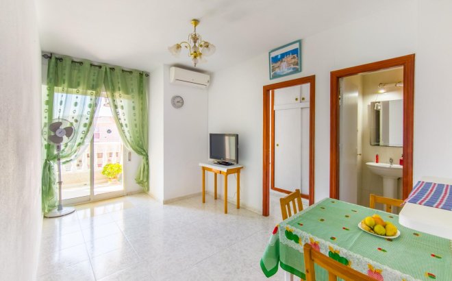 Appartement - Herverkoop - Torrevieja - Estacion De Autobuses