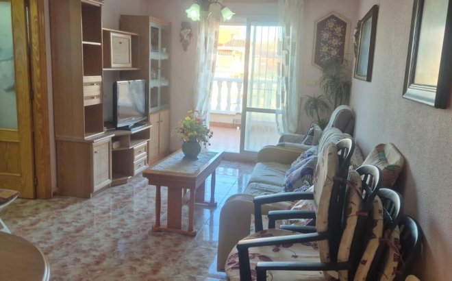Appartement - Herverkoop - Torrevieja - La Mata Pueblo