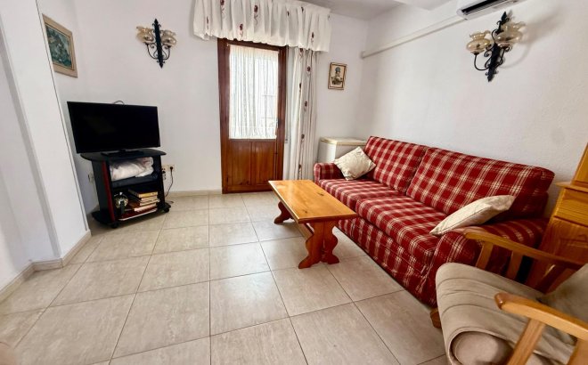 Appartement - Herverkoop - Torrevieja -
                Los Europeos