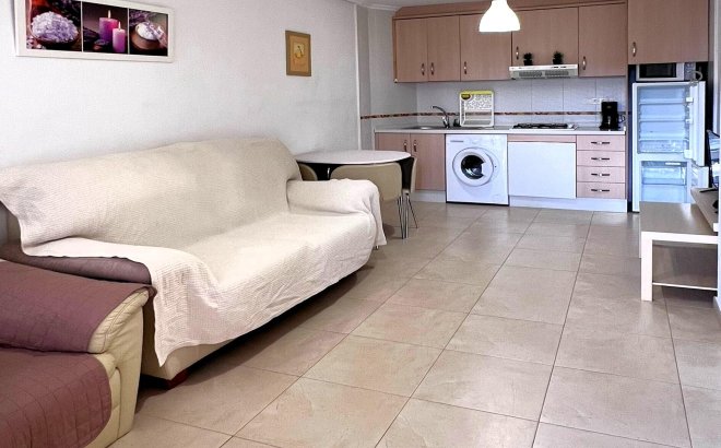 Appartement - Herverkoop - Torrevieja -
                Playa de los Locos