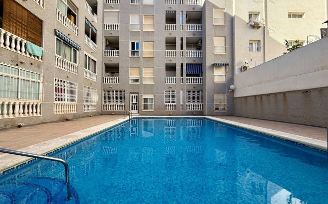 Appartement - Herverkoop - Torrevieja - Playa de los Locos