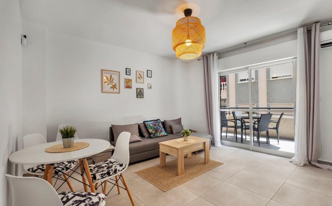 Appartement - Herverkoop - Torrevieja - Playa de los Locos