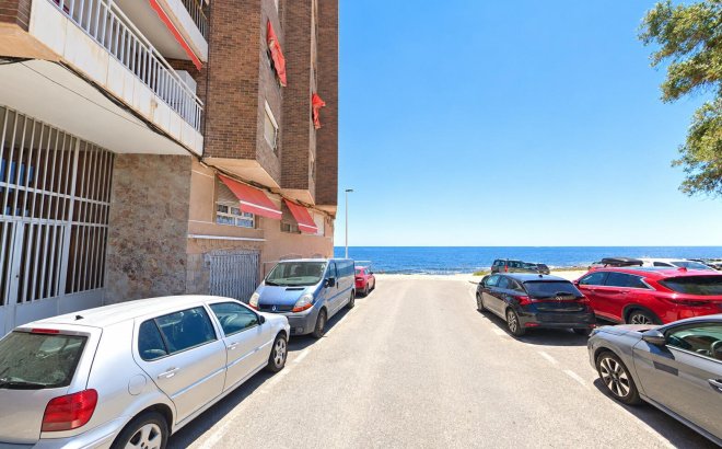 Appartement - Herverkoop - Torrevieja - Playa De Los Naufragos