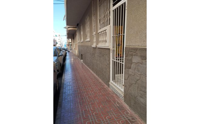 Appartement - Herverkoop - Torrevieja - Playa del Cura