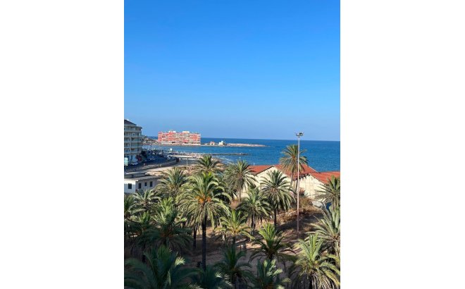 Appartement - Herverkoop - Torrevieja -
                Playa del Cura