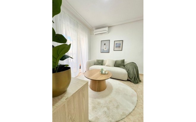 Appartement - Herverkoop - Torrevieja - Torrevieja