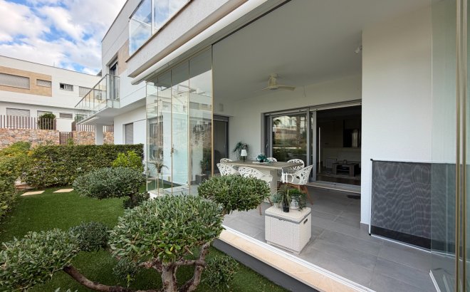 Appartement - Herverkoop - Vistabella Golf Entre Naranjos -
                Inland
