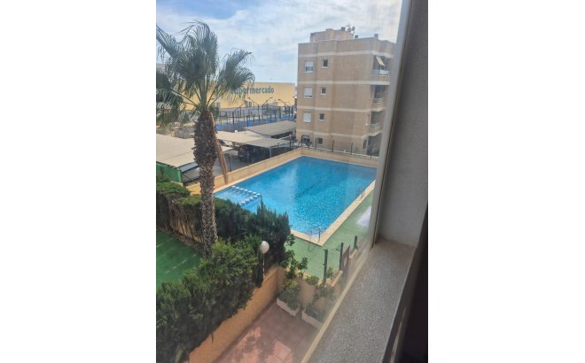 Appartement - Revente - Torrevieja - Aguas Nuevas
