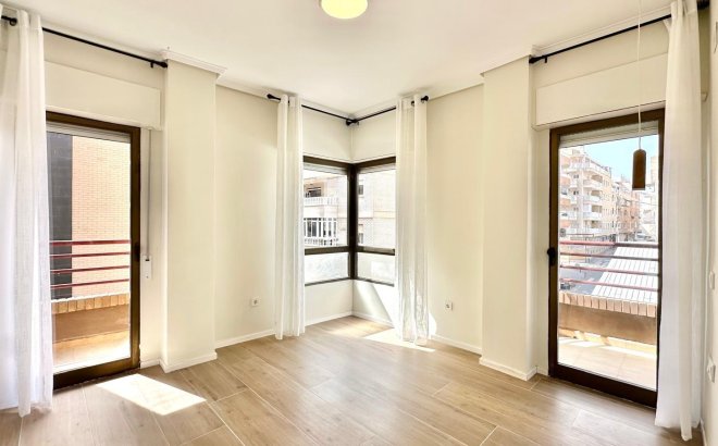 Appartement - Revente - Torrevieja - Centro