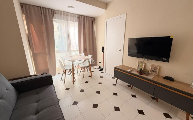 Appartement - Revente - Torrevieja -
                Centro