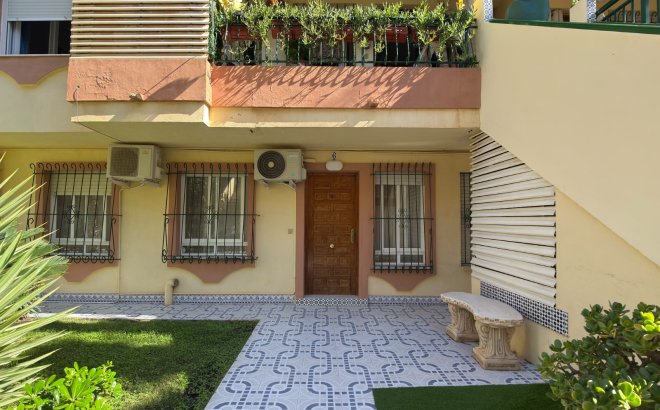 Appartement - Revente - Torrevieja -
                Costa Blanca