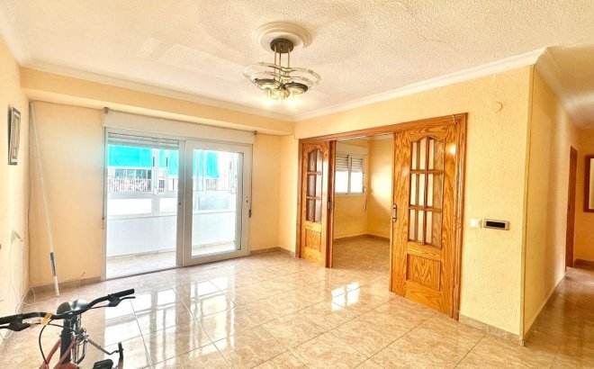 Appartement - Revente - Torrevieja - Estacion De Autobuses