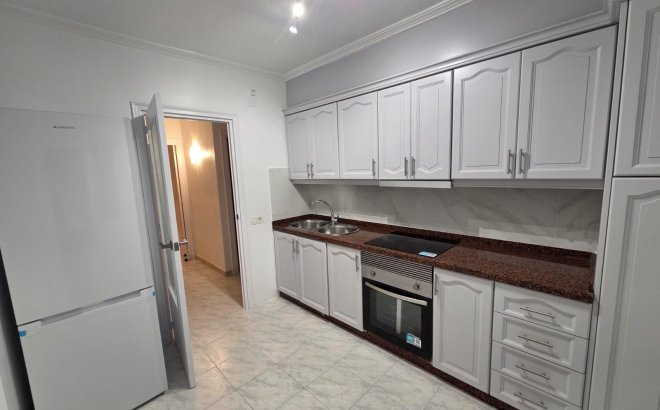 Appartement - Revente - Torrevieja - Estacion De Autobuses