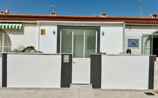 Bungalow - Herverkoop - La Siesta -
                Costa Blanca