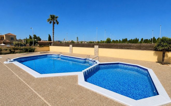 Bungalow - Herverkoop - Torrevieja - Carrefour