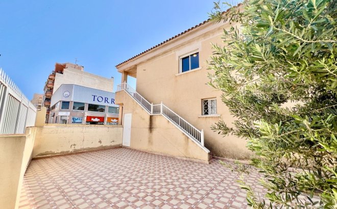 Bungalow - Herverkoop - Torrevieja - Centro