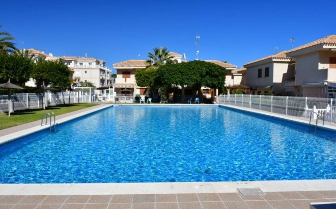 Bungalow - Resale - Orihuela Costa - La Zenia