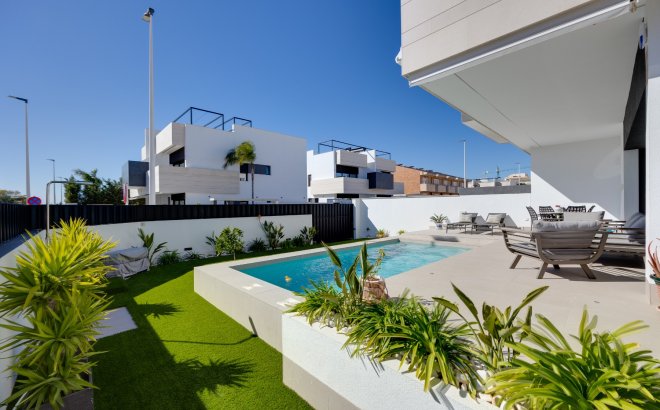 Bungalow - Resale - Pilar de la Horadada - Costa Blanca