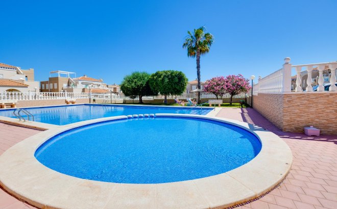 Bungalow - Resale - Torrevieja - Aguas Nuevas 1