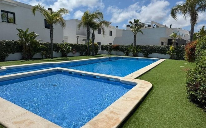 Dúplex - Herverkoop - Orihuela Costa -
                Costa Blanca