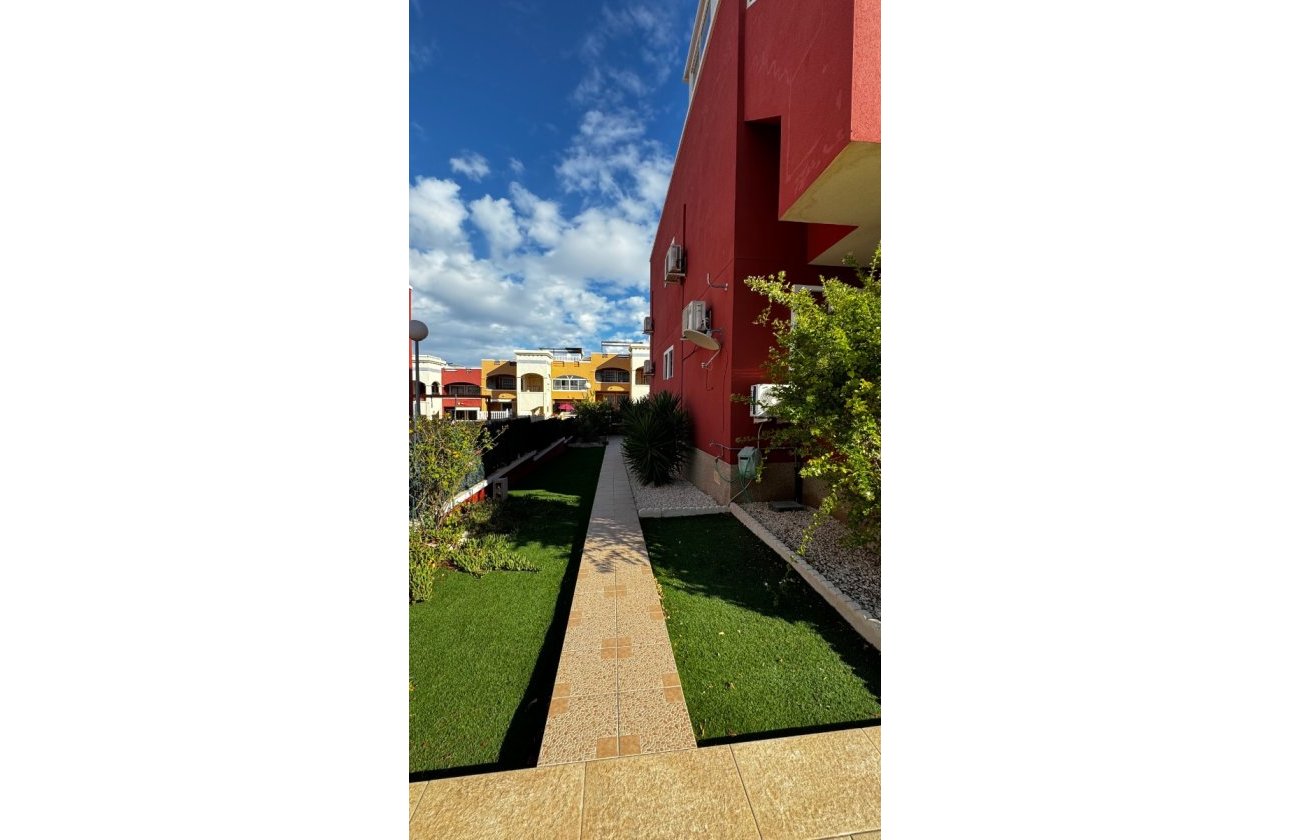 Ground floor apartment with big terrace and garden in Dream Hills II (Orihuela Costa - Alicante - Costa Blanca)