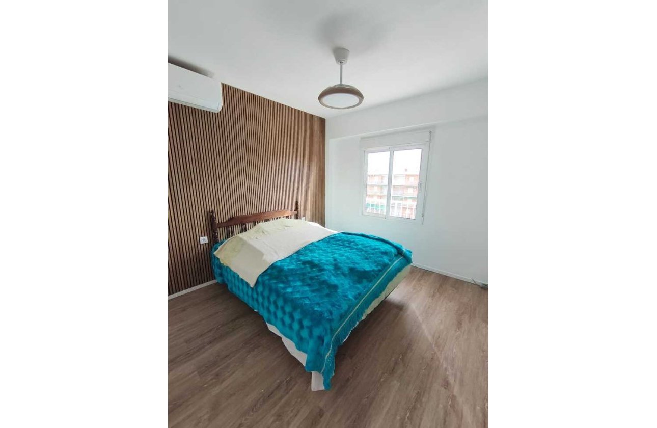 Herverkoop - Apartment Penthouse -
Punta Prima - Costa Blanca