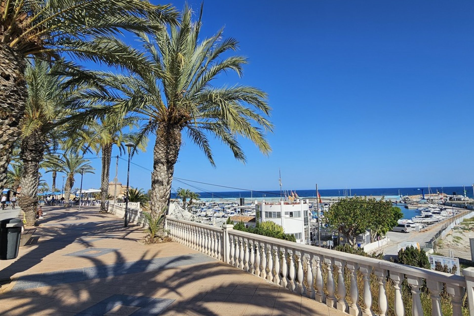 Herverkoop - Apartment Penthouse -
Torre de la Horadada - Playa