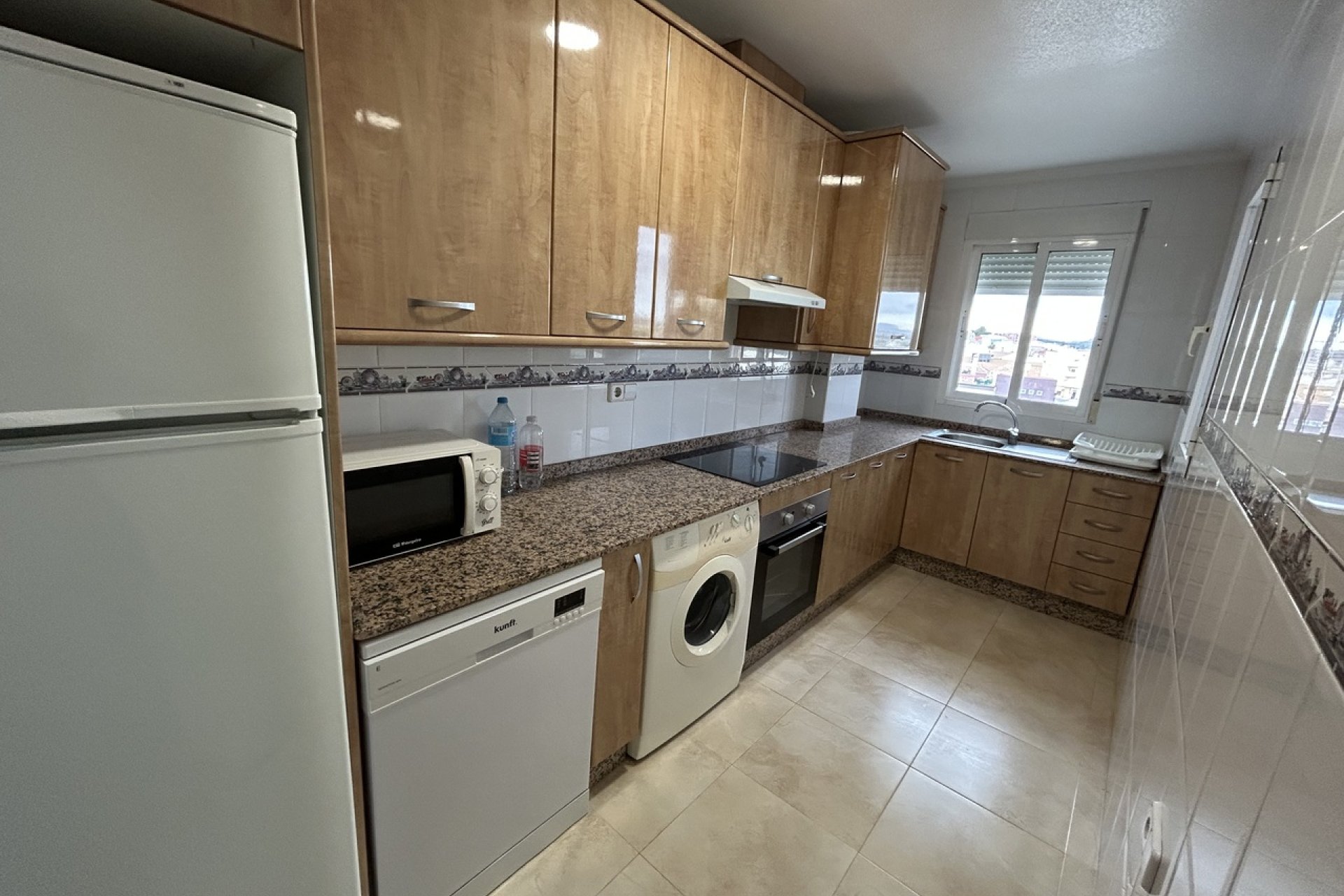 Herverkoop - Appartement -
2778 - Inland