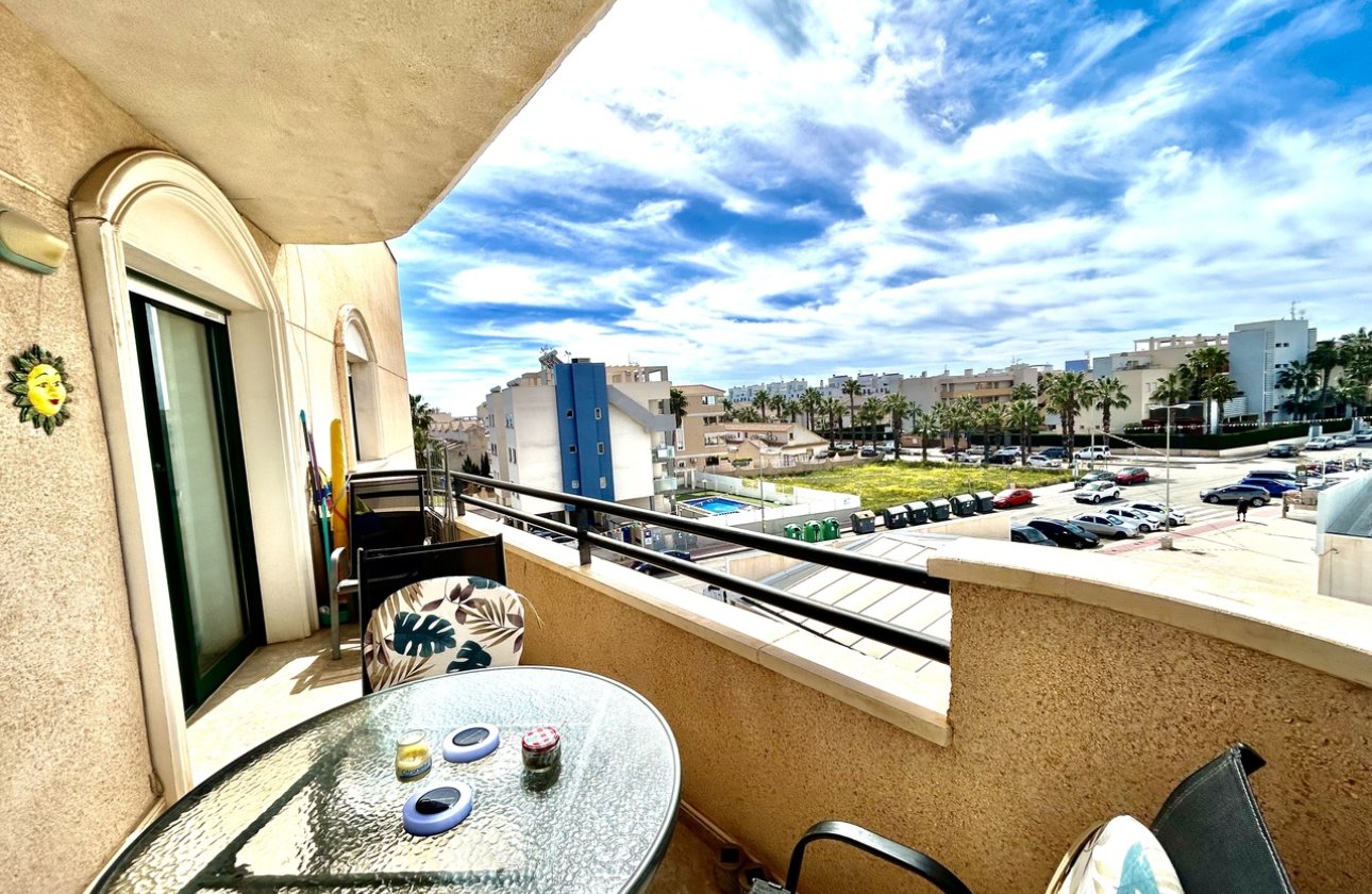 Herverkoop - Appartement -
Cabo Roig - Costa Blanca