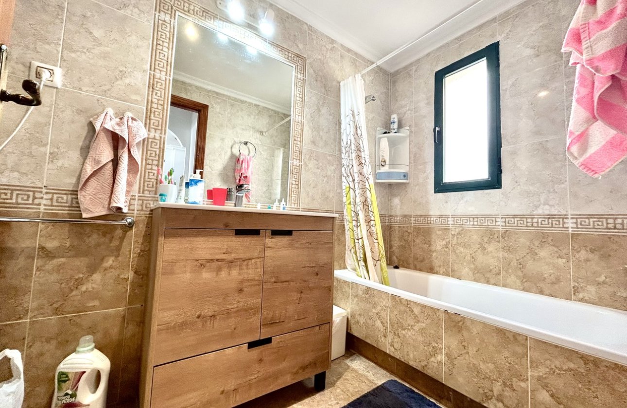 Herverkoop - Appartement -
Cabo Roig - Costa Blanca