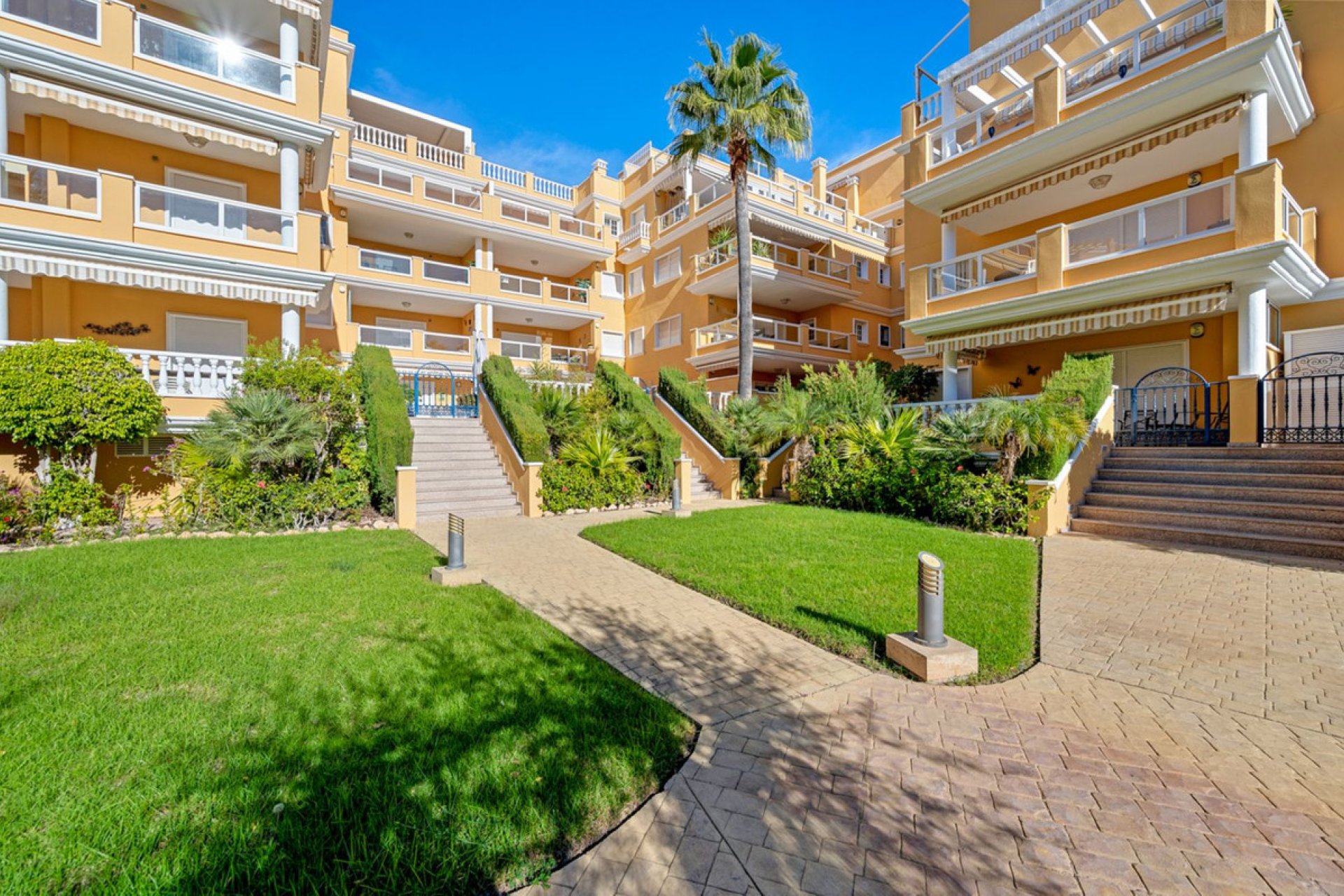 Herverkoop - Appartement -
Cabo Roig - Costa Blanca