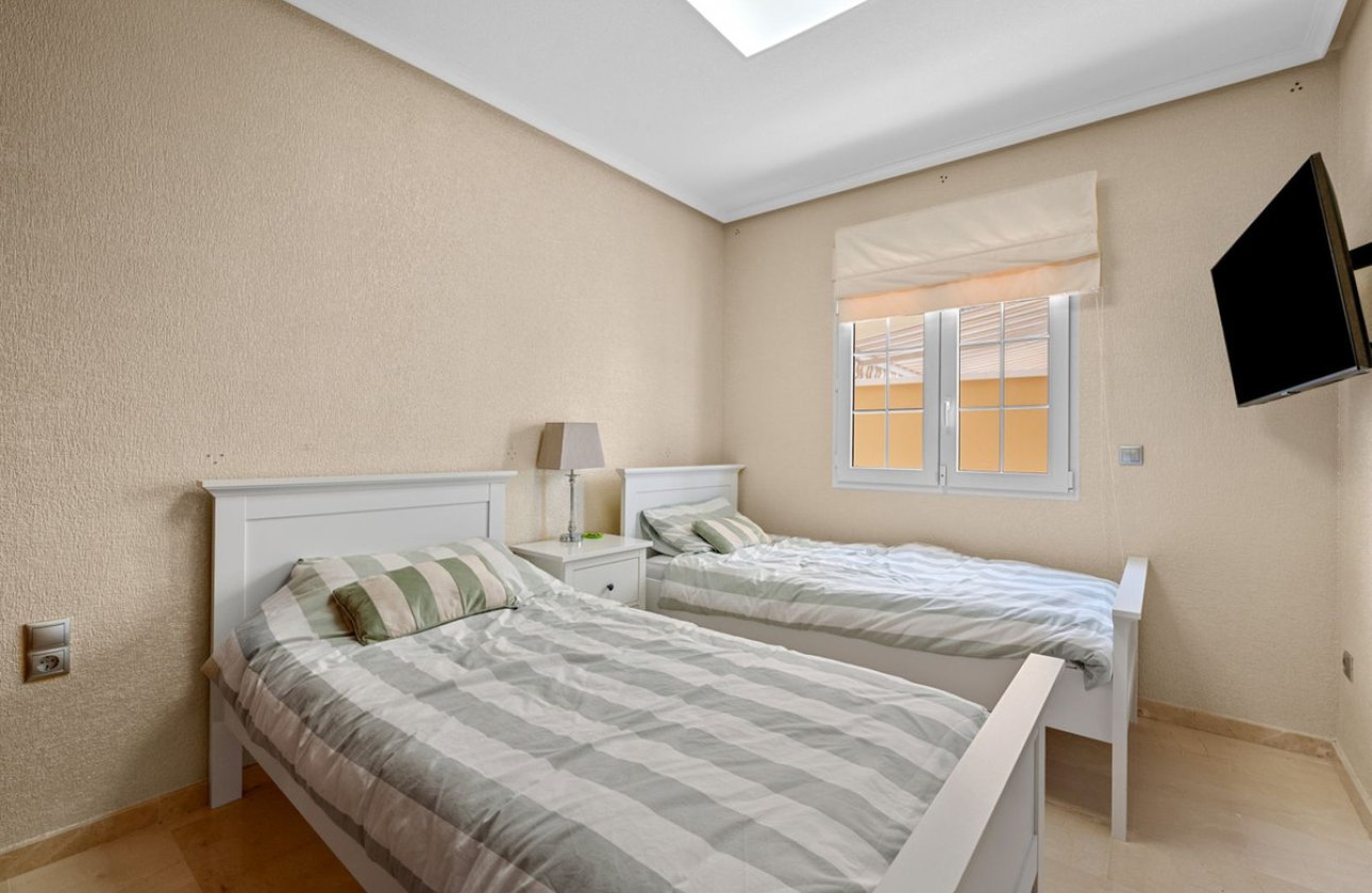 Herverkoop - Appartement -
Cabo Roig - Costa Blanca