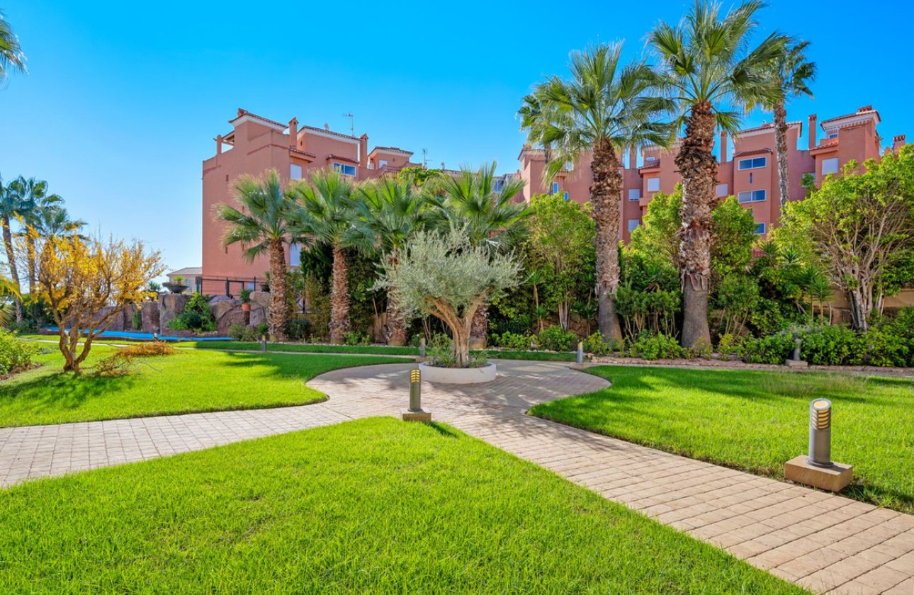 Herverkoop - Appartement -
Cabo Roig - Costa Blanca