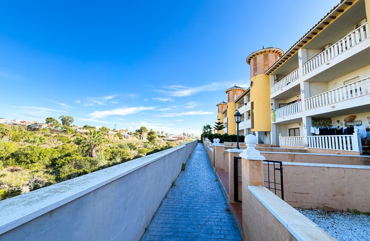 Herverkoop - Appartement -
Cabo Roig - Costa Blanca