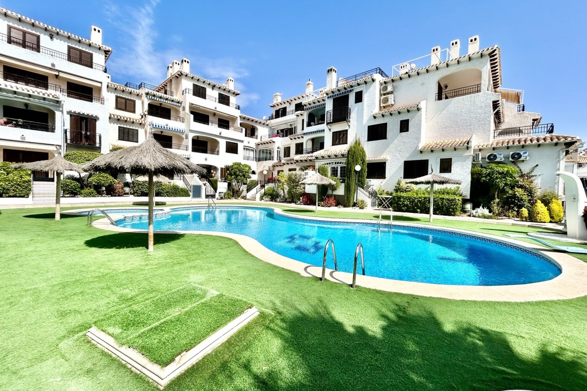 Herverkoop - Appartement -
Cabo Roig - Costa Blanca