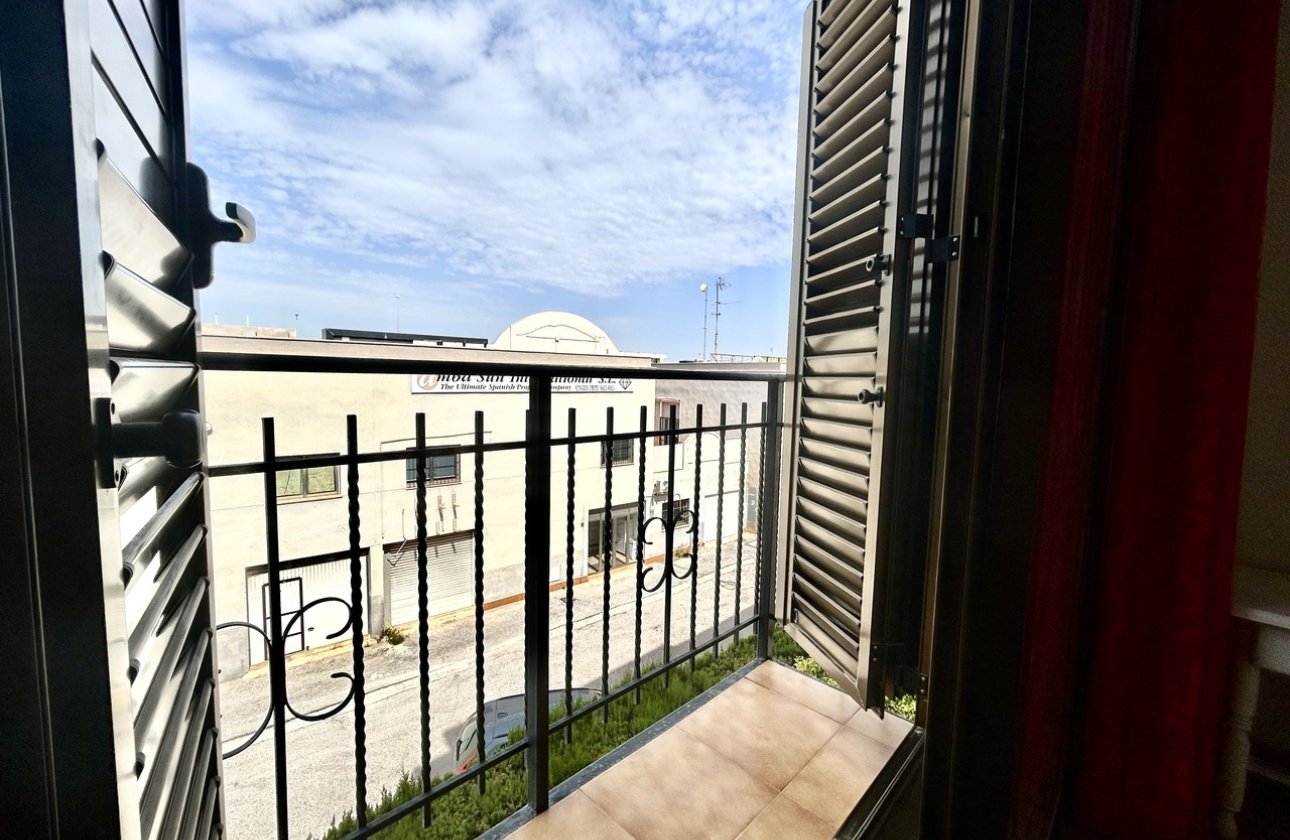 Herverkoop - Appartement -
Cabo Roig - Costa Blanca