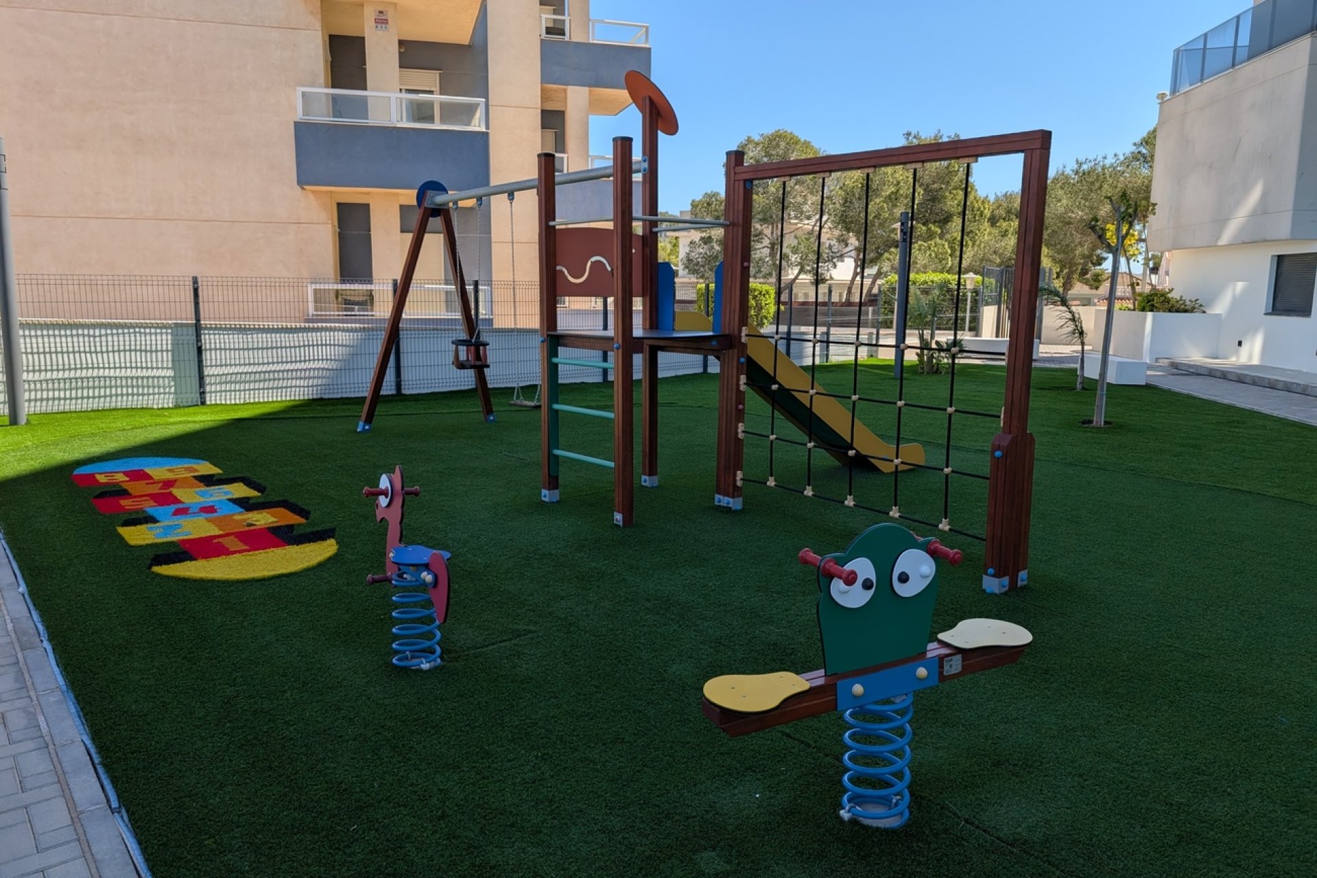 Herverkoop - Appartement -
Dehesa de Campoamor - Costa Blanca