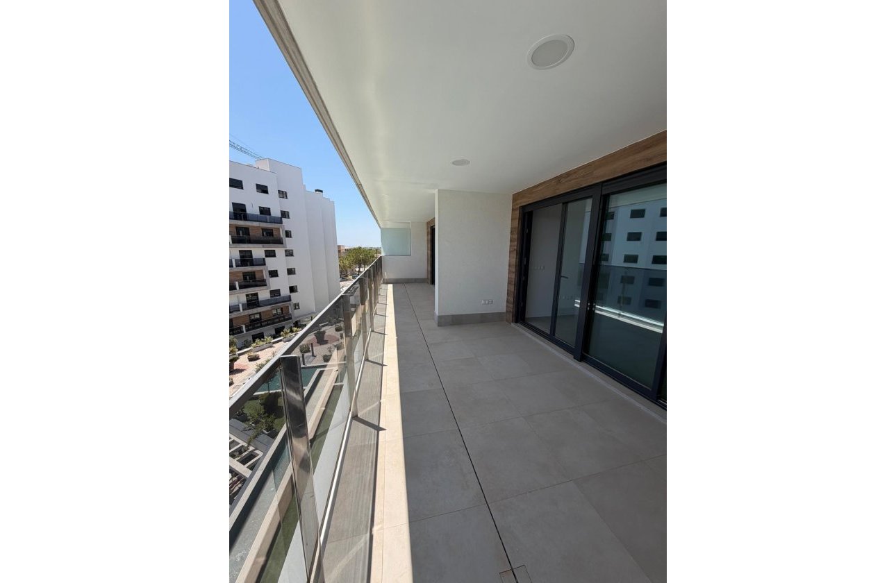 Herverkoop - Appartement -
Dehesa de Campoamor - Costa Blanca