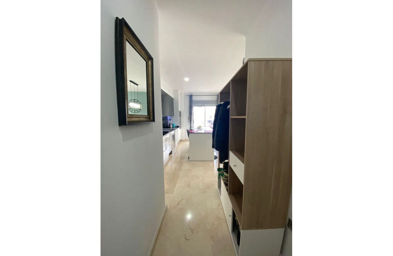 Herverkoop - Appartement -
Dehesa de Campoamor - Las Filipinas