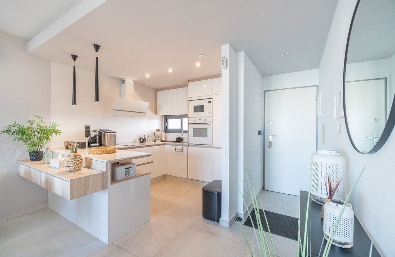 Herverkoop - Appartement -
El Raso - Costa Blanca
