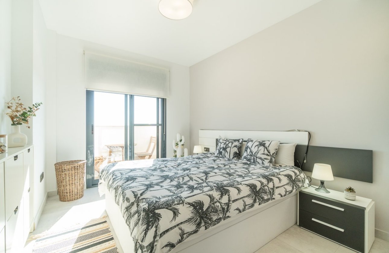 Herverkoop - Appartement -
El Raso - Costa Blanca