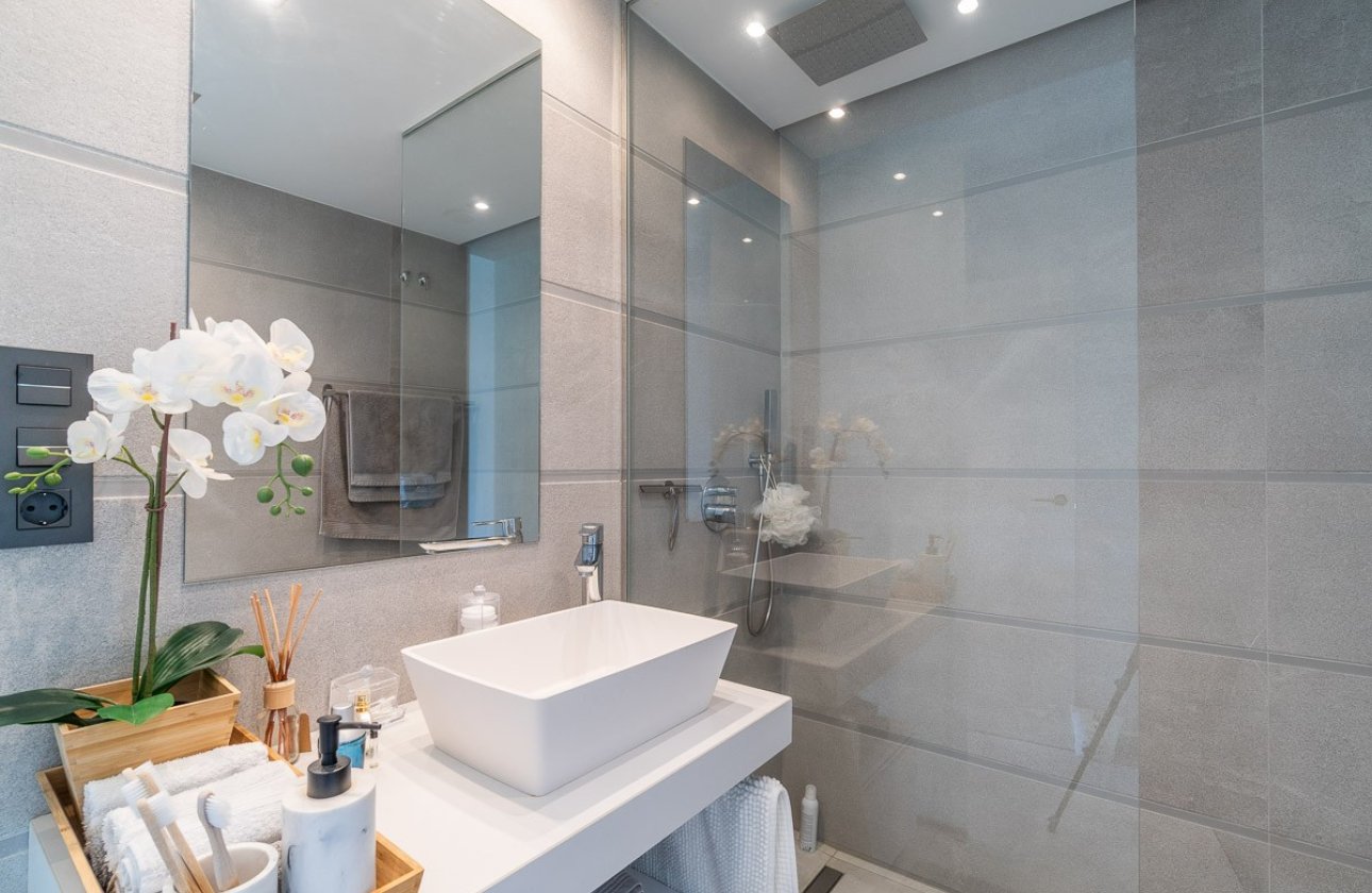 Herverkoop - Appartement -
El Raso - Costa Blanca