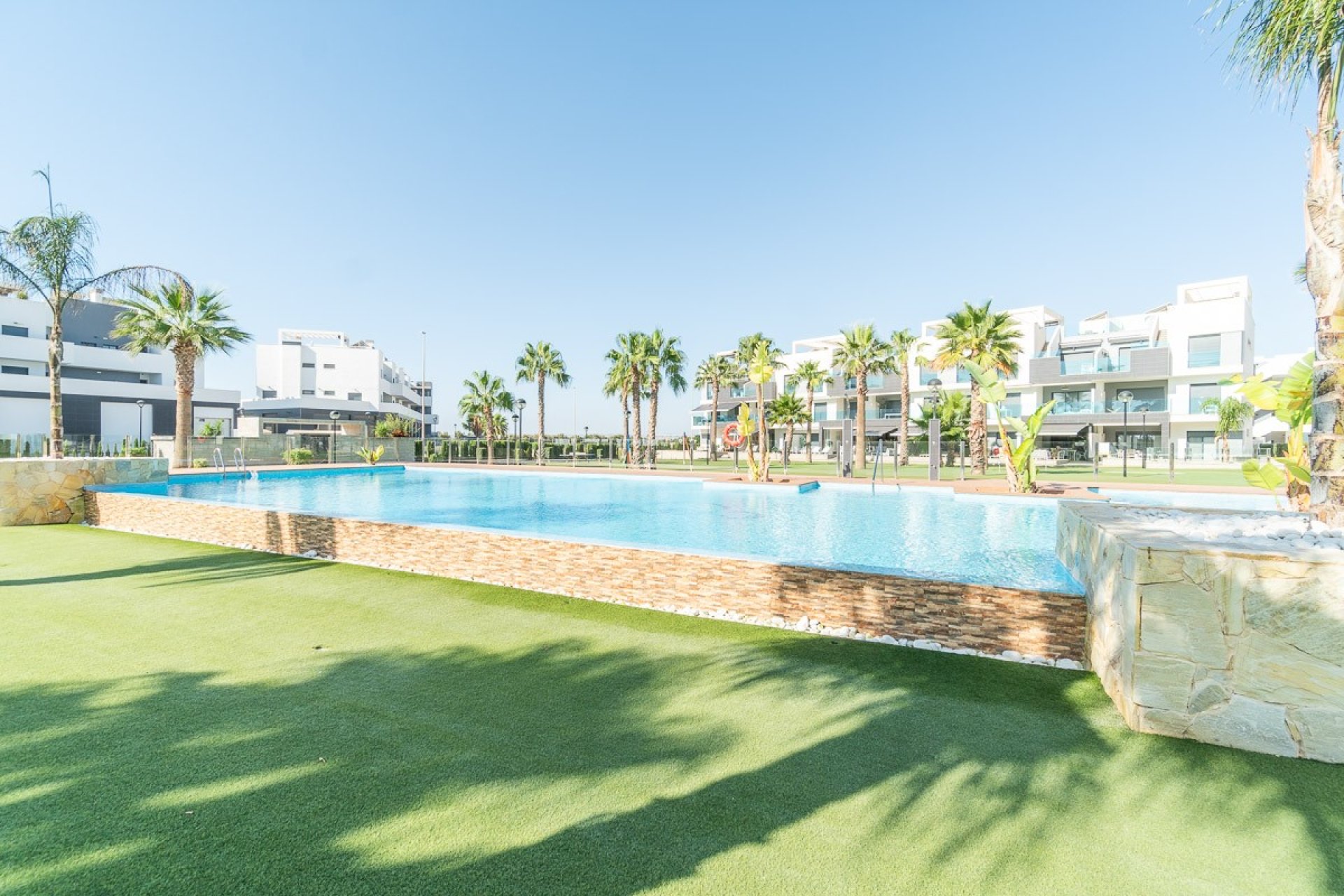 Herverkoop - Appartement -
El Raso - Costa Blanca