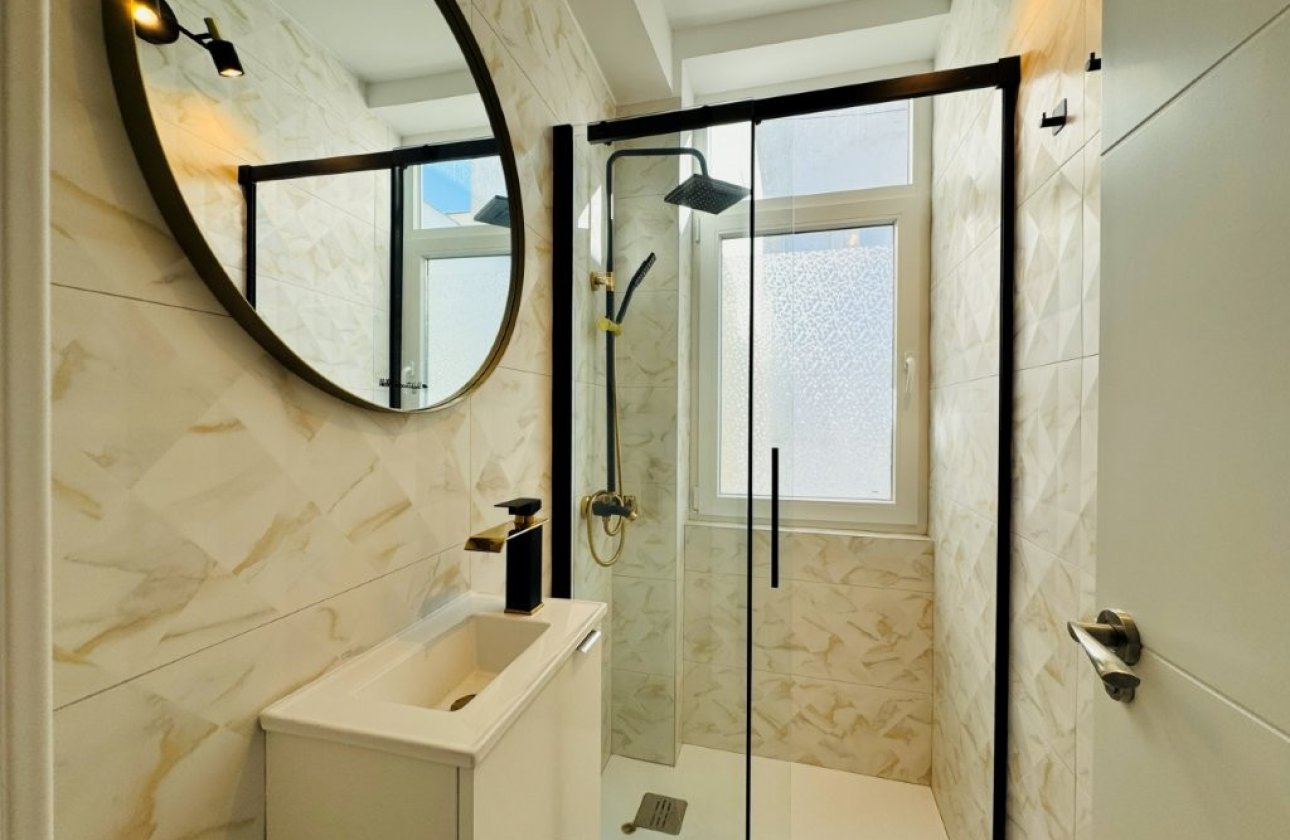 Herverkoop - Appartement -
La Mata - Costa Blanca