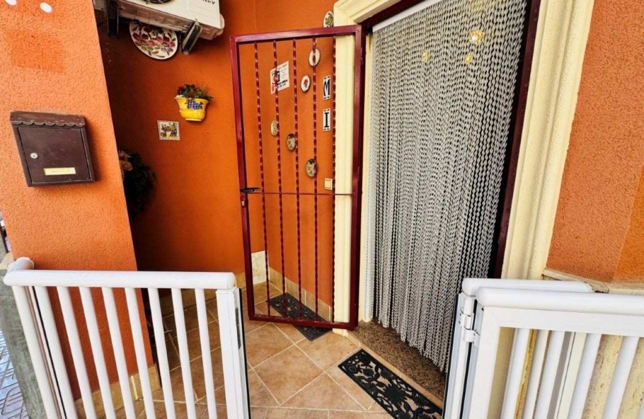Herverkoop - Appartement -
La Mata - Costa Blanca