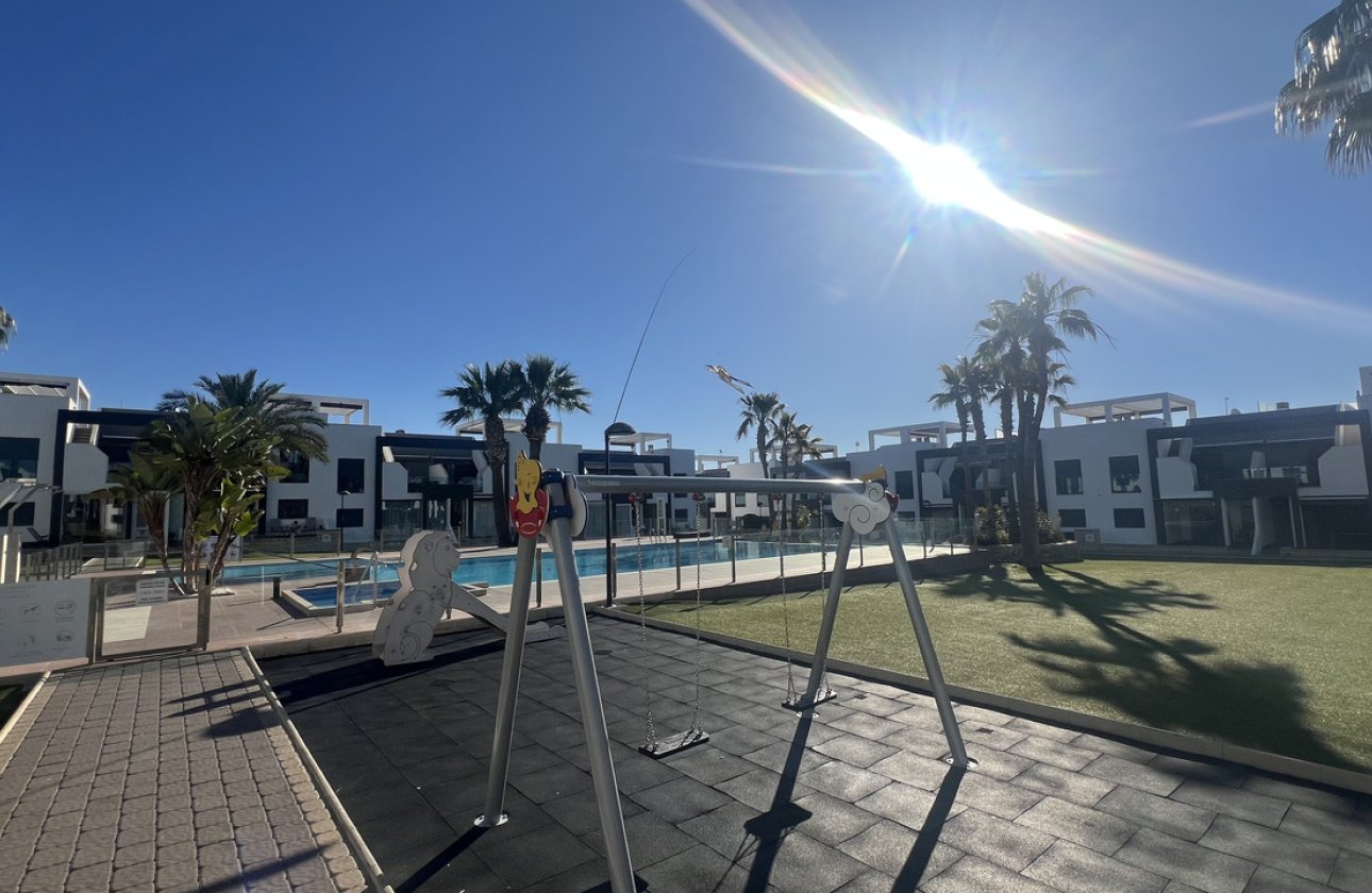 Herverkoop - Appartement -
La Zenia - Costa Blanca