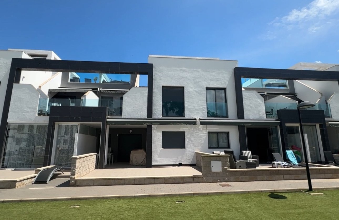Herverkoop - Appartement -
La Zenia - Costa Blanca