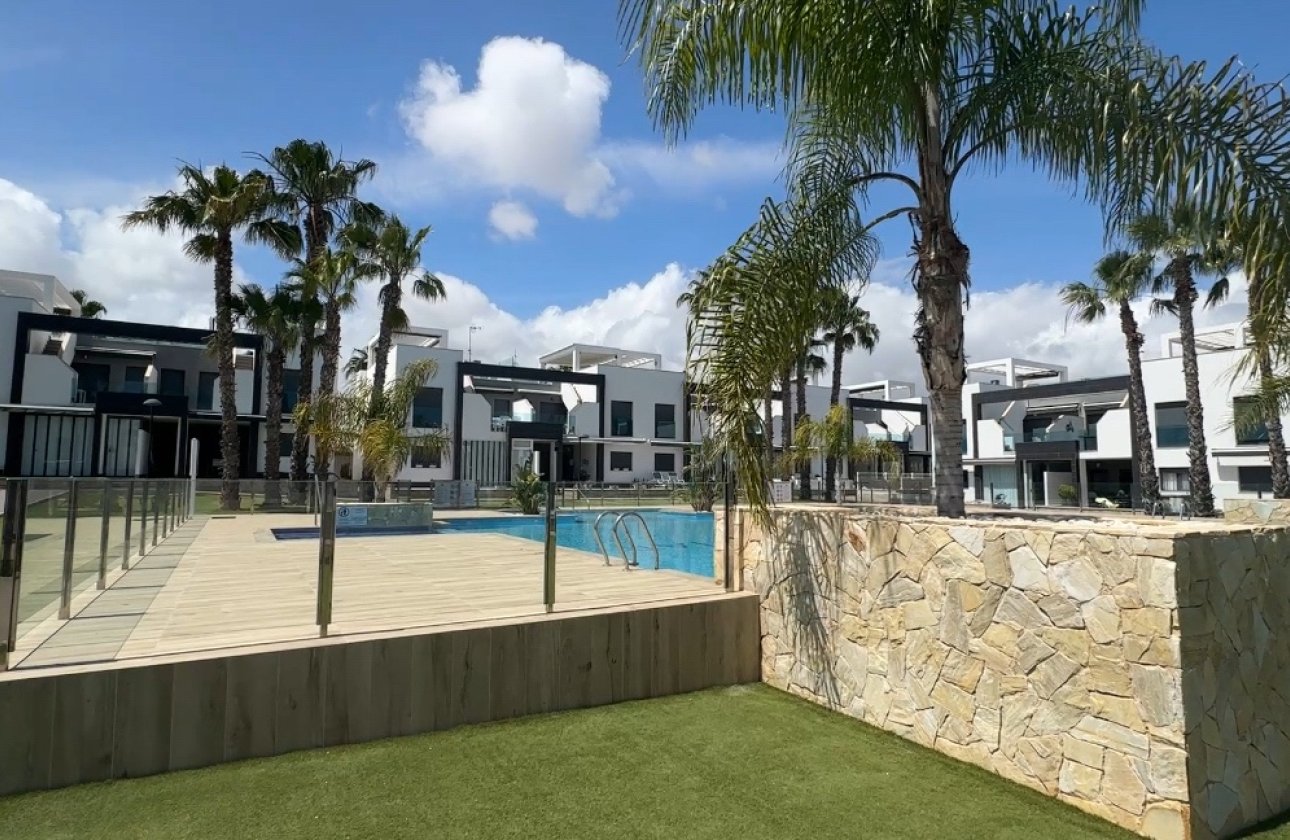 Herverkoop - Appartement -
La Zenia - Costa Blanca