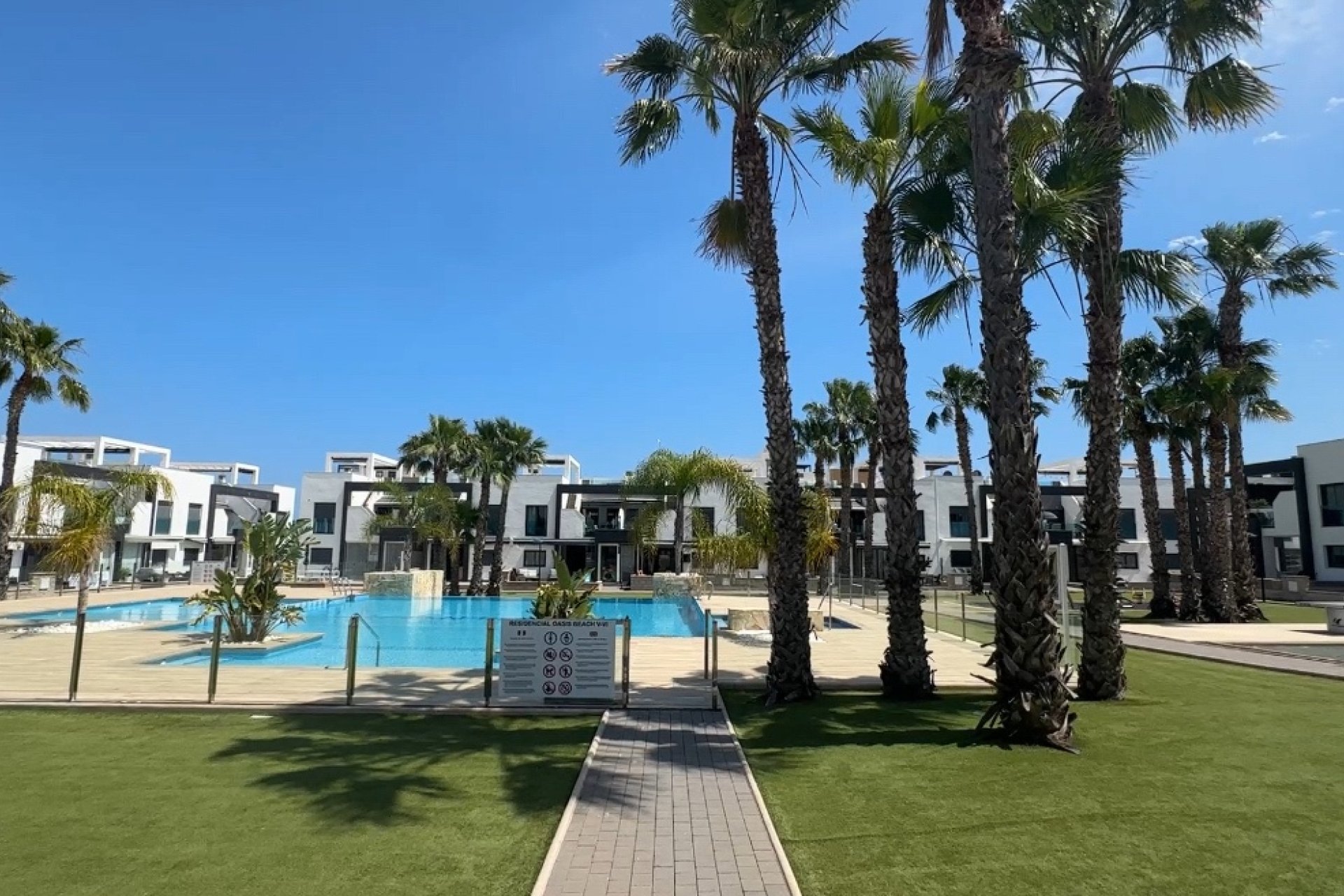Herverkoop - Appartement -
La Zenia - Costa Blanca