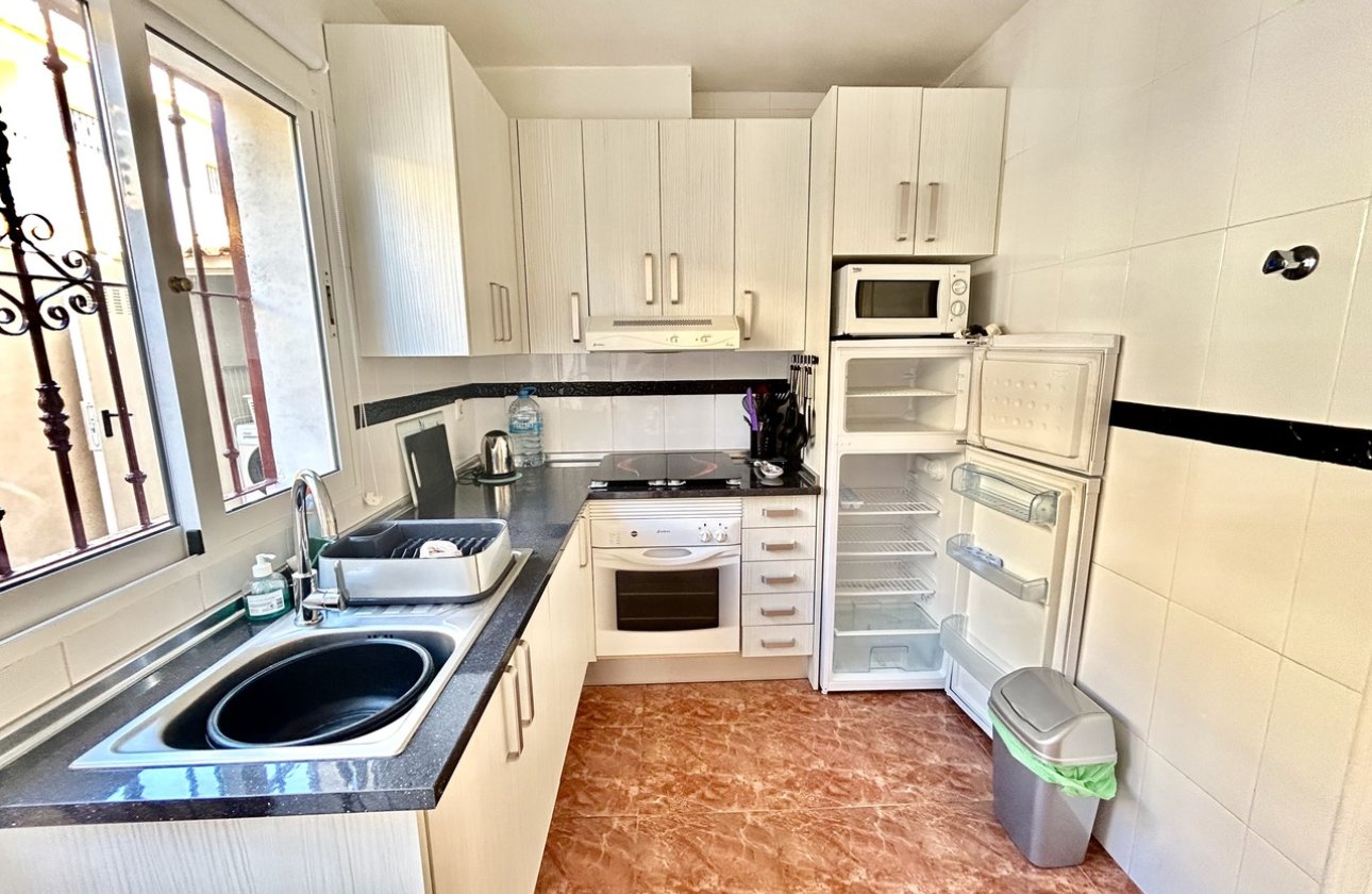 Herverkoop - Appartement -
La Zenia - Costa Blanca